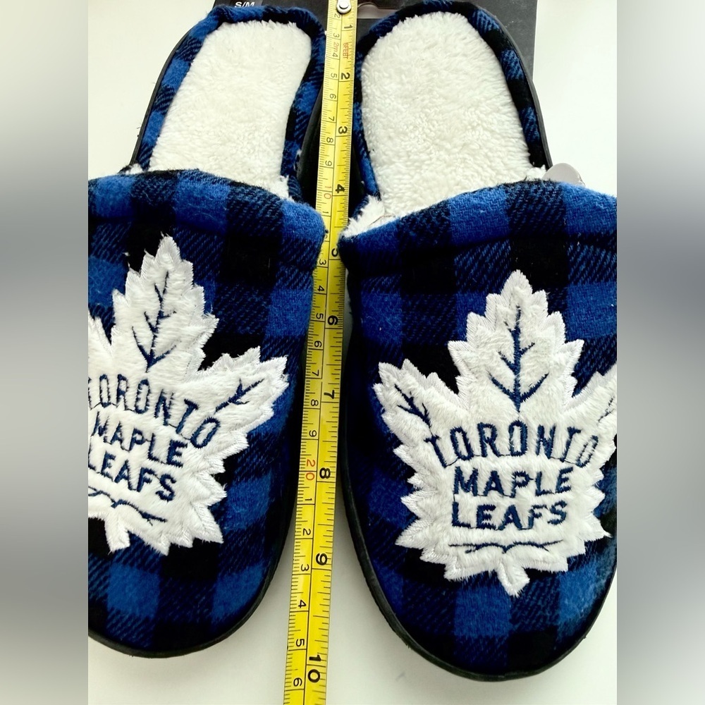 NHL Toronto Maple Leafs Blue and Black Plaid Slip-On Slippers - Picture 3 of 7